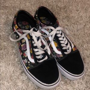 floral patterned vans :)